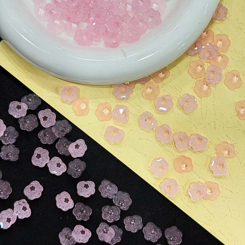 50 piezas de dijes de resina c - Resin Art Case reseña y precio